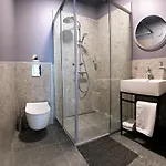 Smart Hotel *