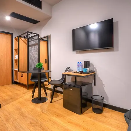 Smart Hotel *